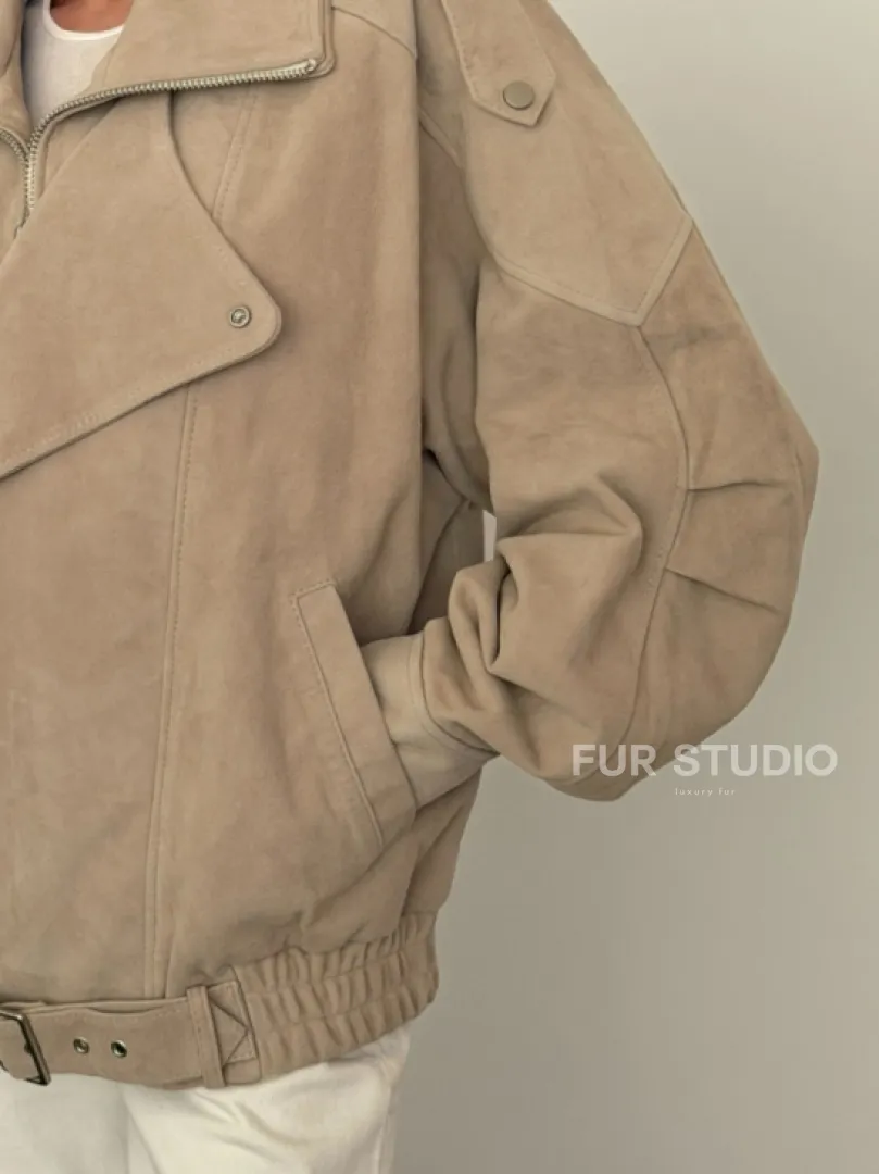 Современная куртка из замшевой кожи