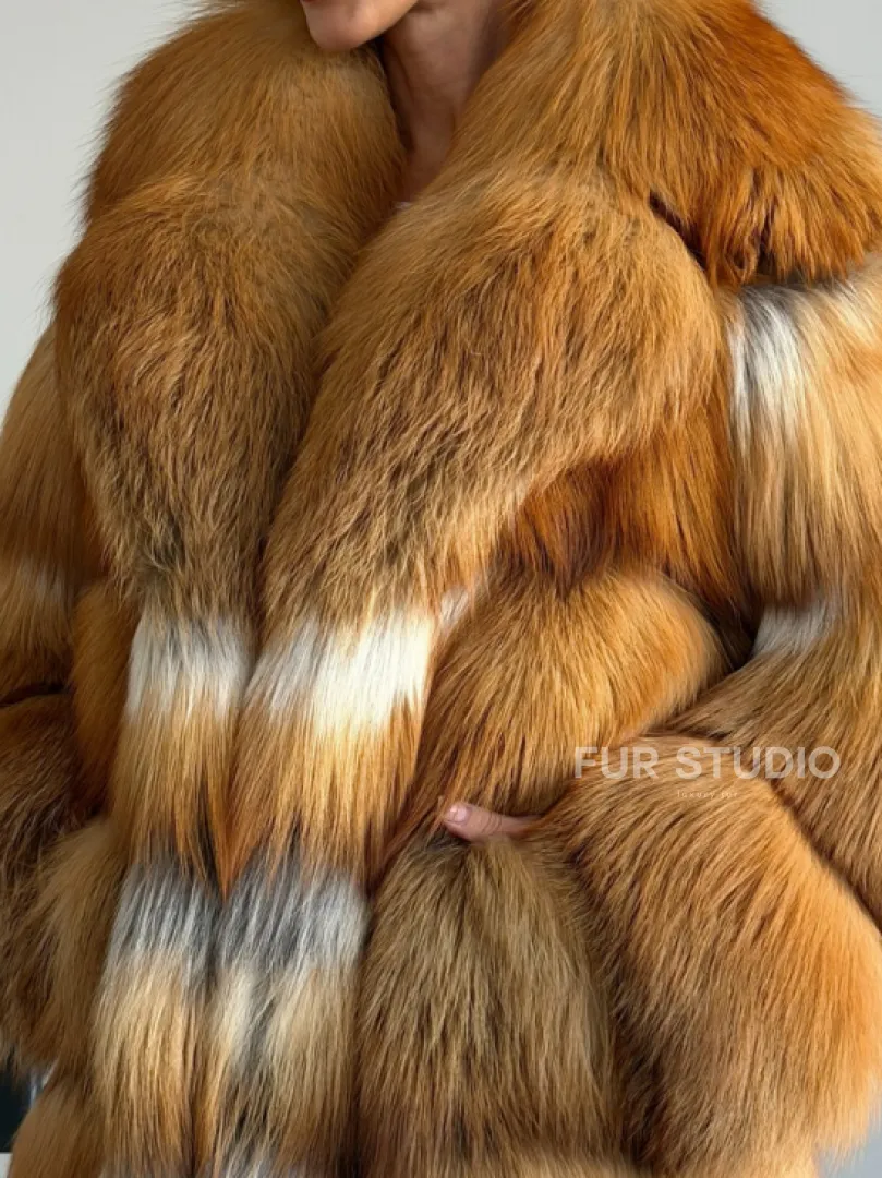 Шуба из меха огненной лисы