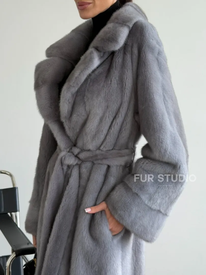 Голубая норковая шуба