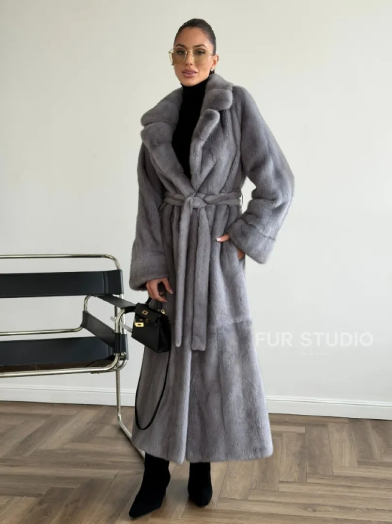 Голубая норковая шуба