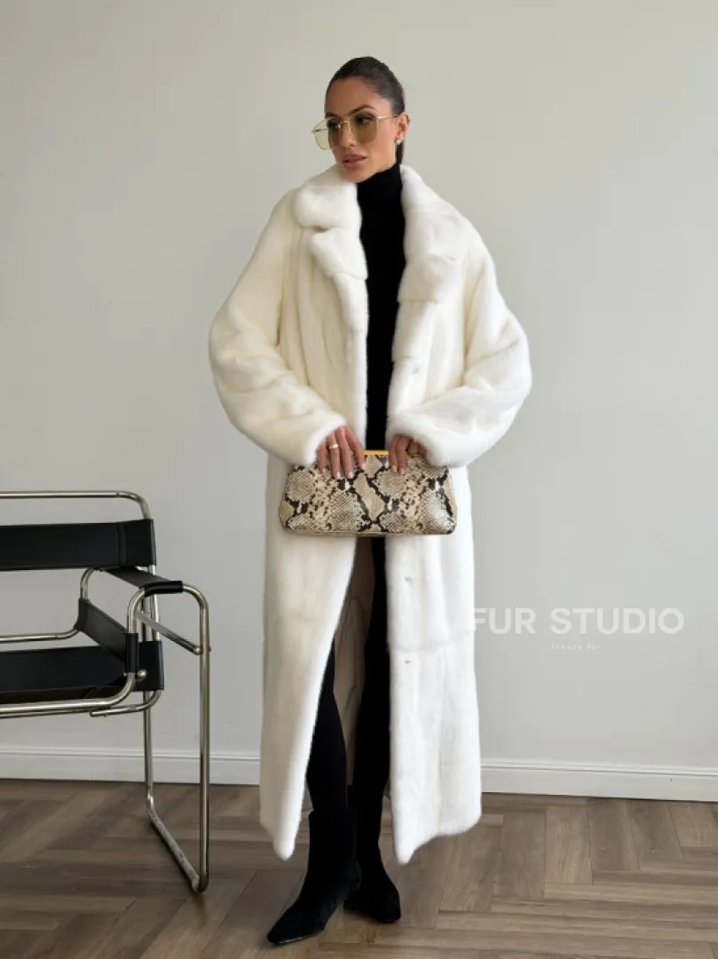 Белая норковая шуба в пол