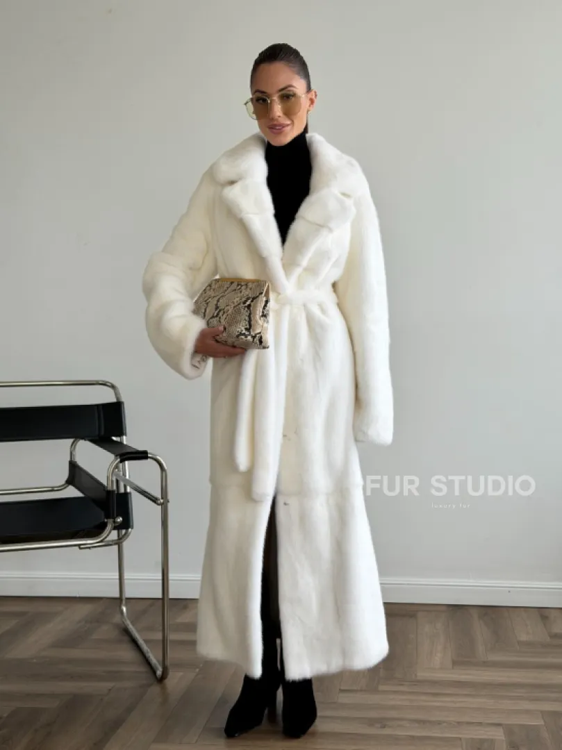 Белая норковая шуба в пол