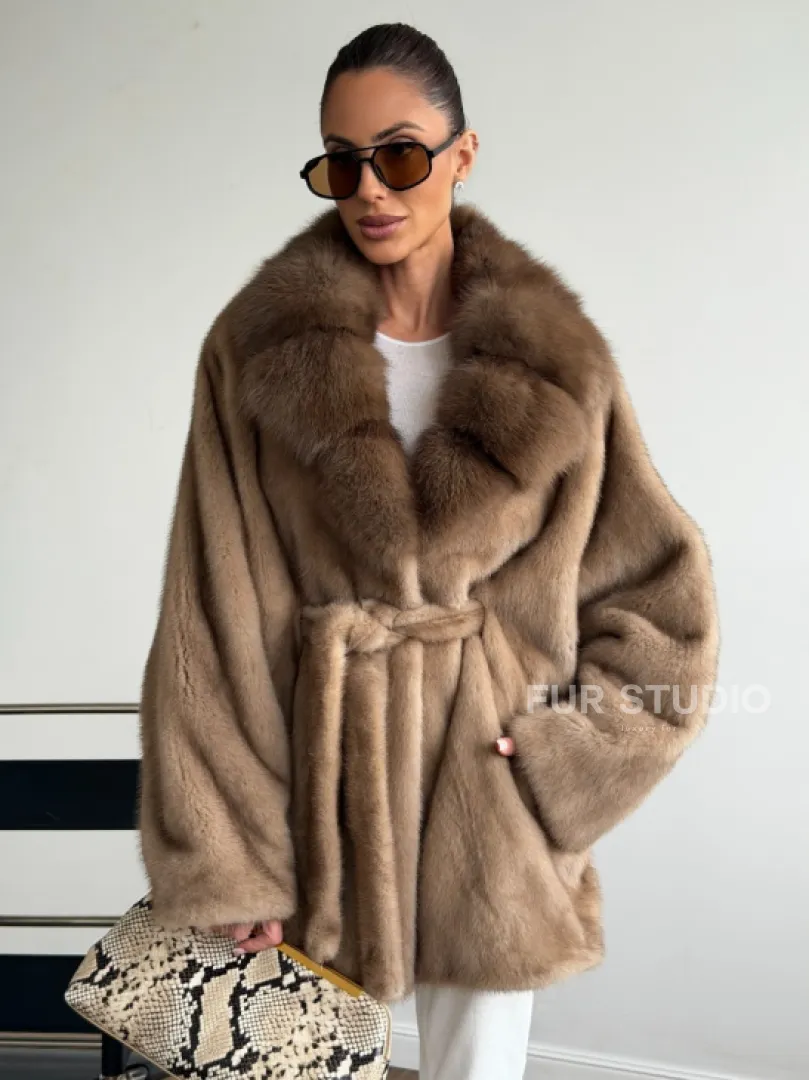 Шуба норковая с воротником куница - летучая мышь