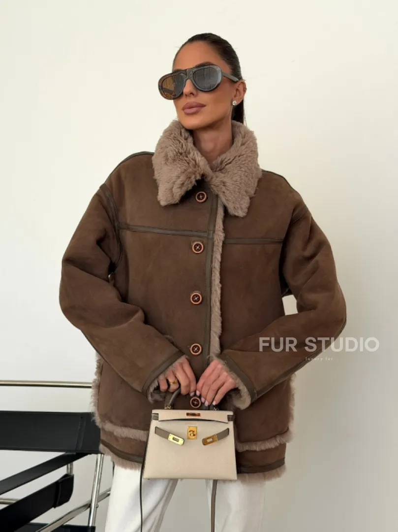 Коричневая замшевая дубленка на мехе тиградо