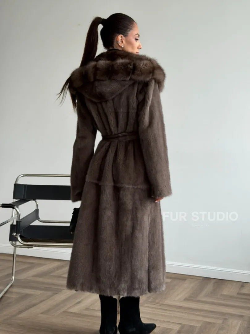 Шуба норковая длинная с капюшоном