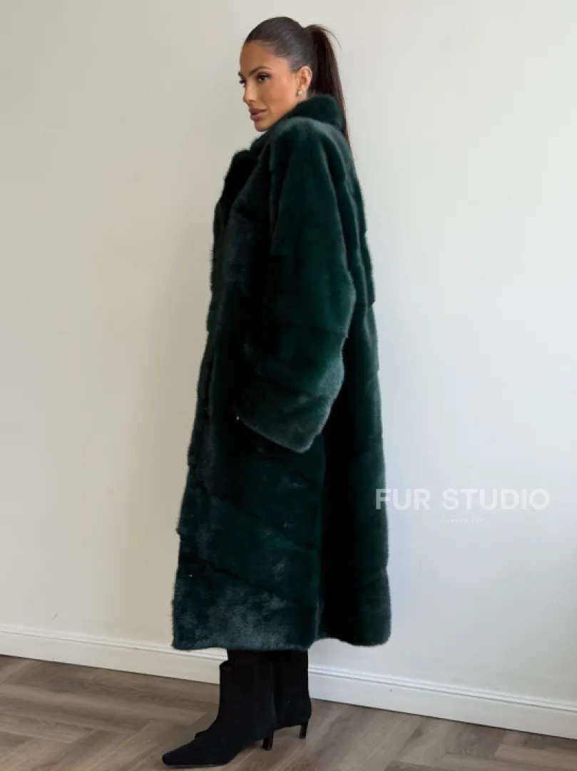 Зеленая норковая шуба - английский воротник
