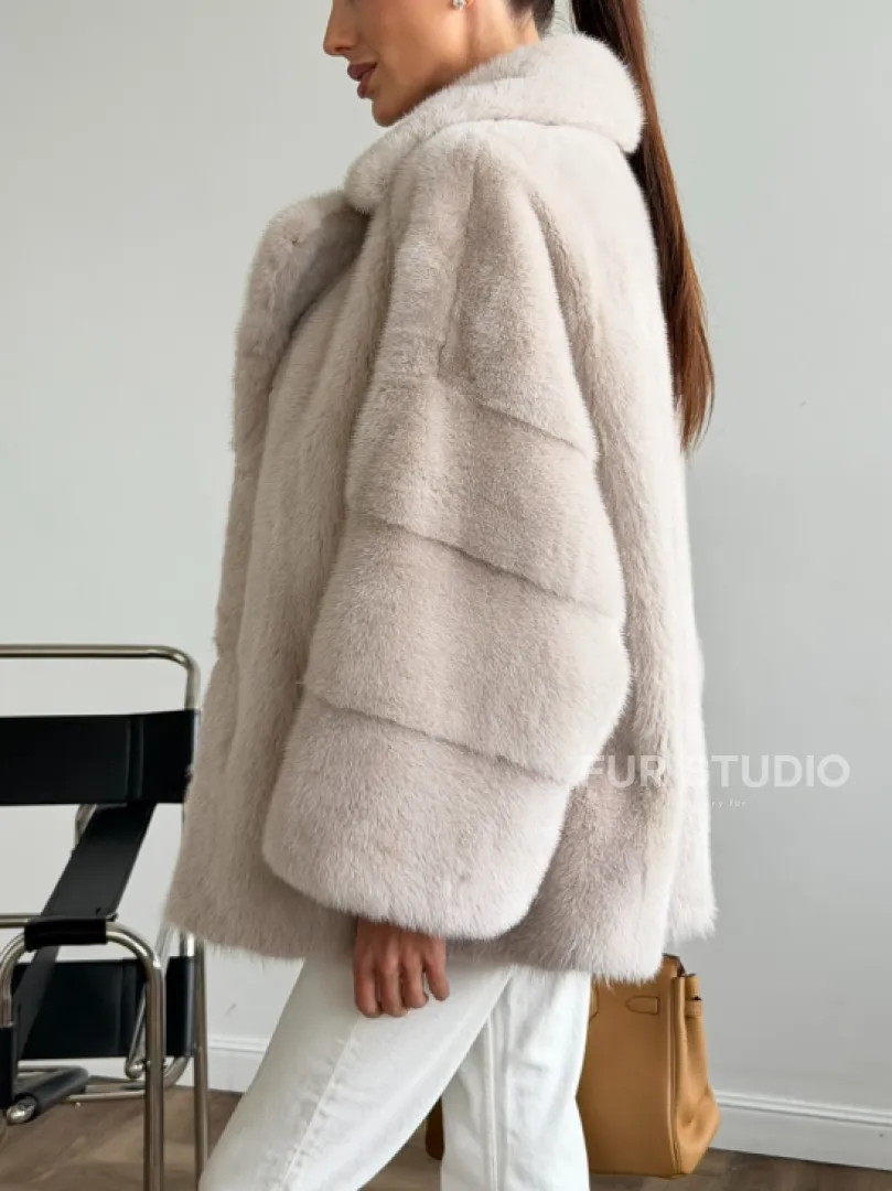 Светлый норковый полушубок - английский воротник