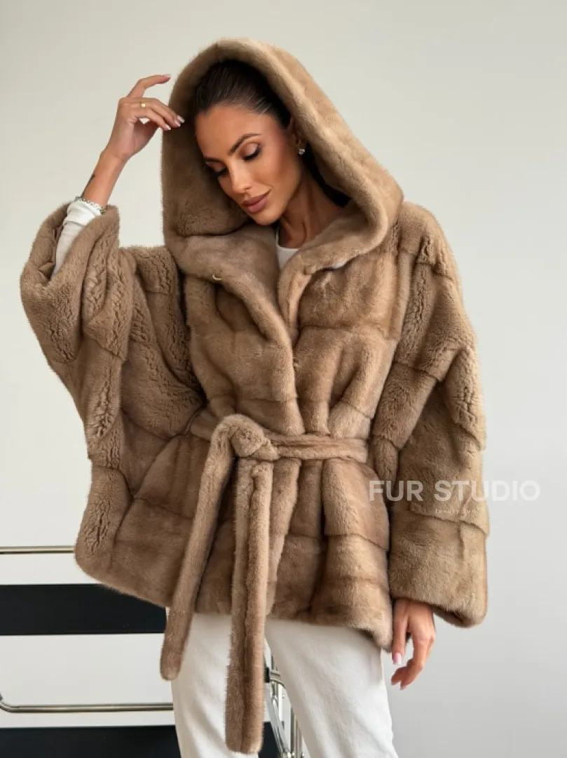 Норка пастель с капюшоном - летучая мышь