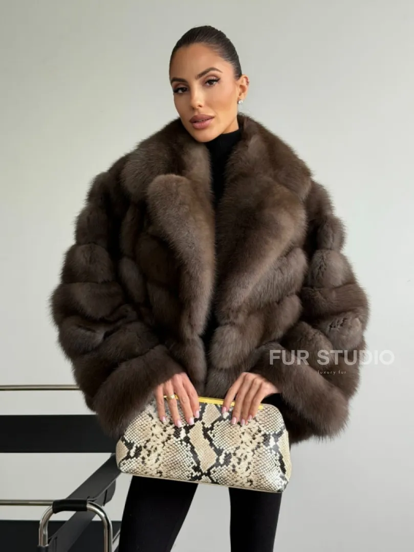 Шуба из куницы с английским воротником