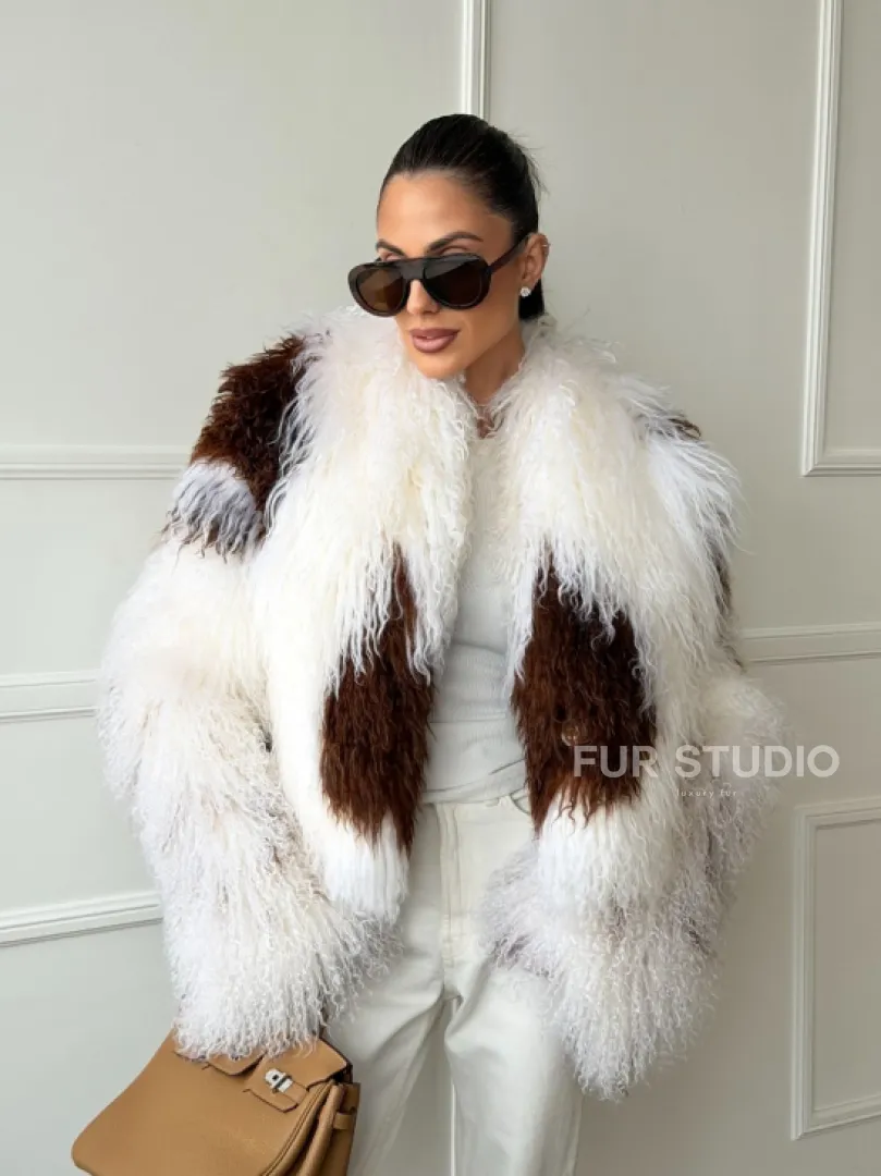 Шубка из ламы бело-коричневая