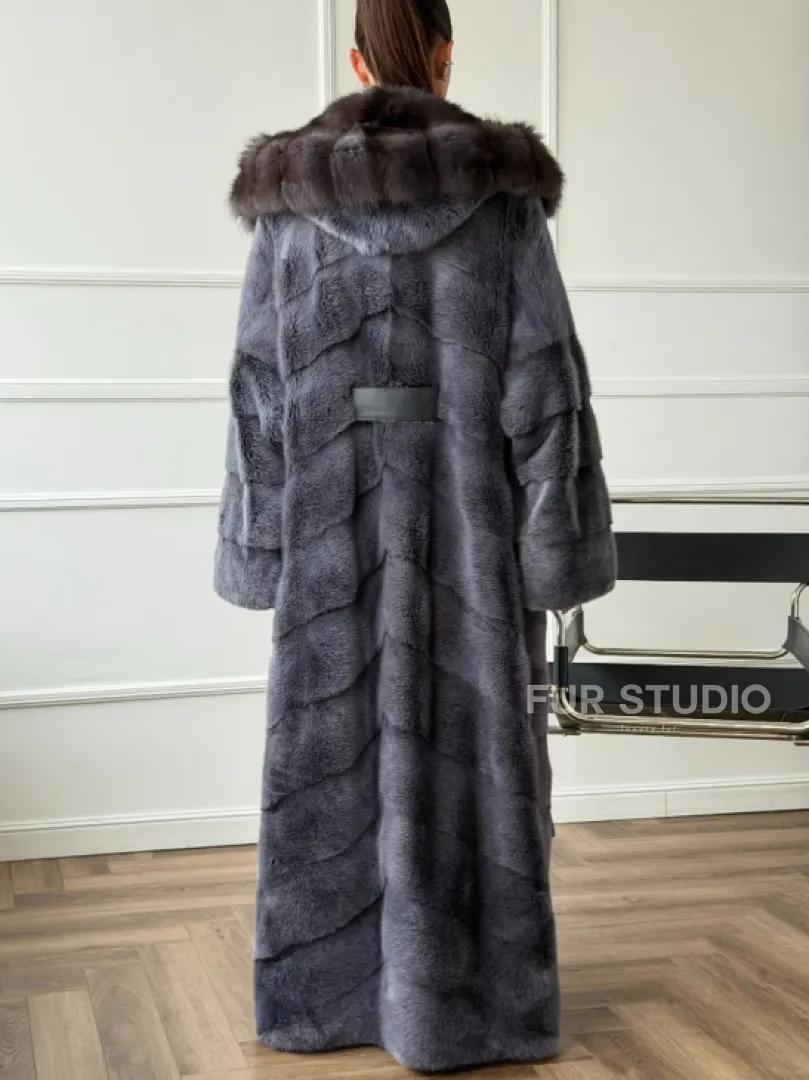 Длинная норковая шуба в пол с капюшоном куница