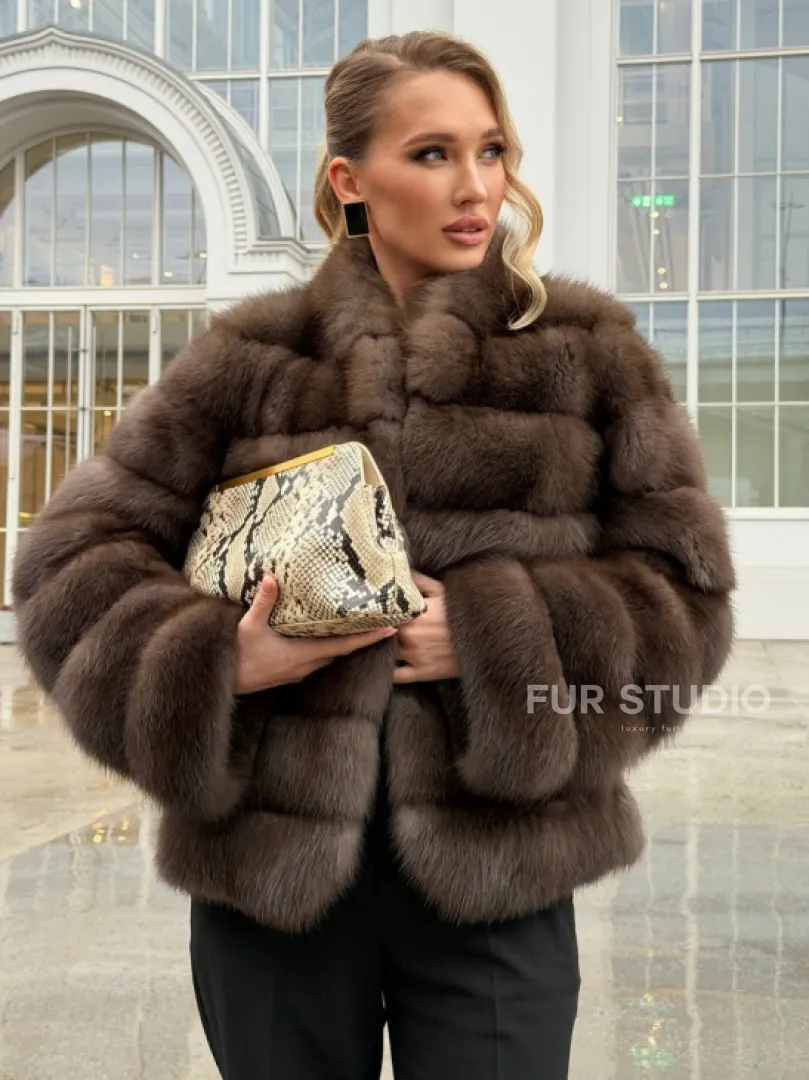 Меховой жакет из куницы