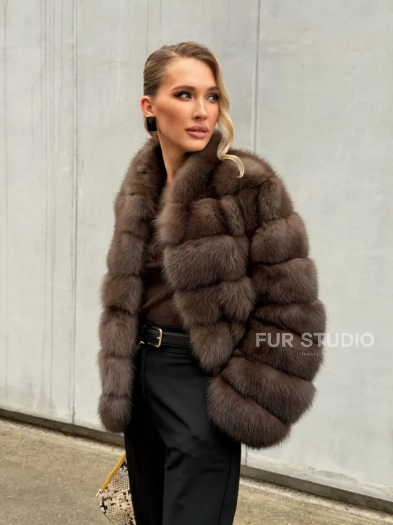 Меховой жакет из куницы