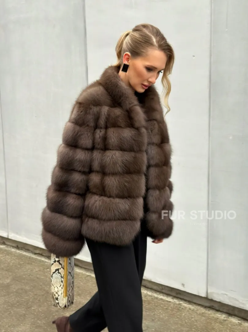 Меховой жакет из куницы