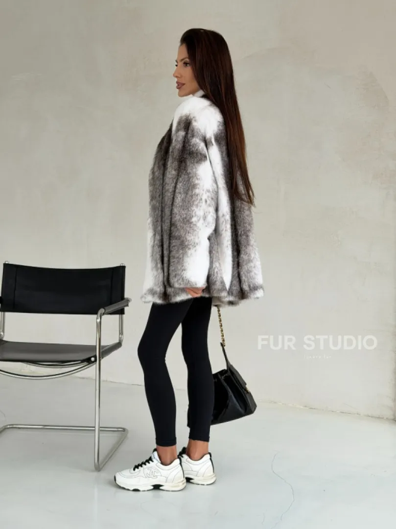 Белая шуба из норки крестовки