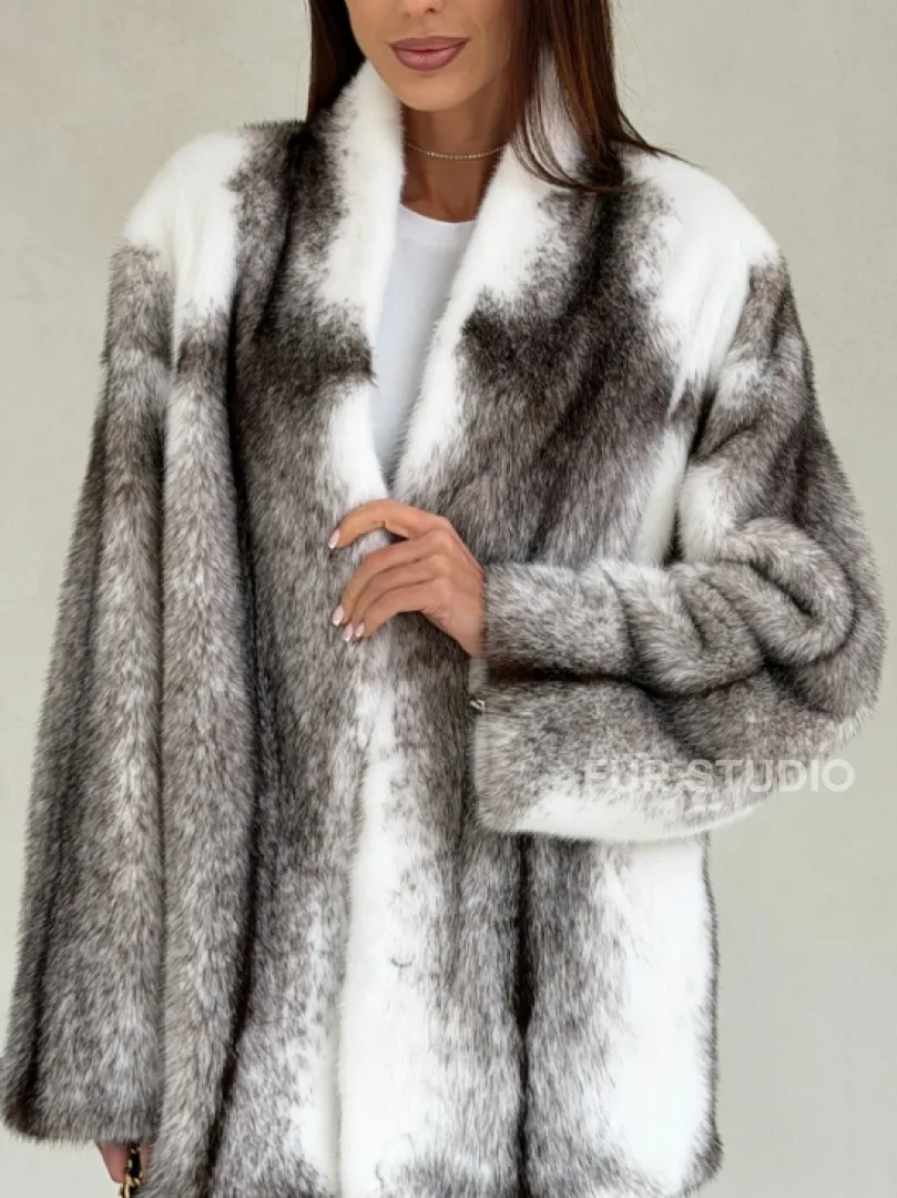 Белая шуба из норки крестовки