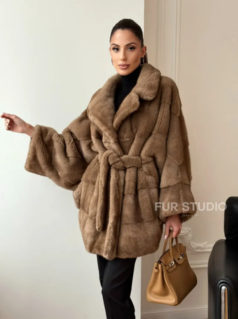 Норка пастель английский воротник летучая мышь