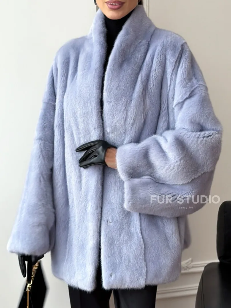 Голубой норковый полушубок - летучая мышь