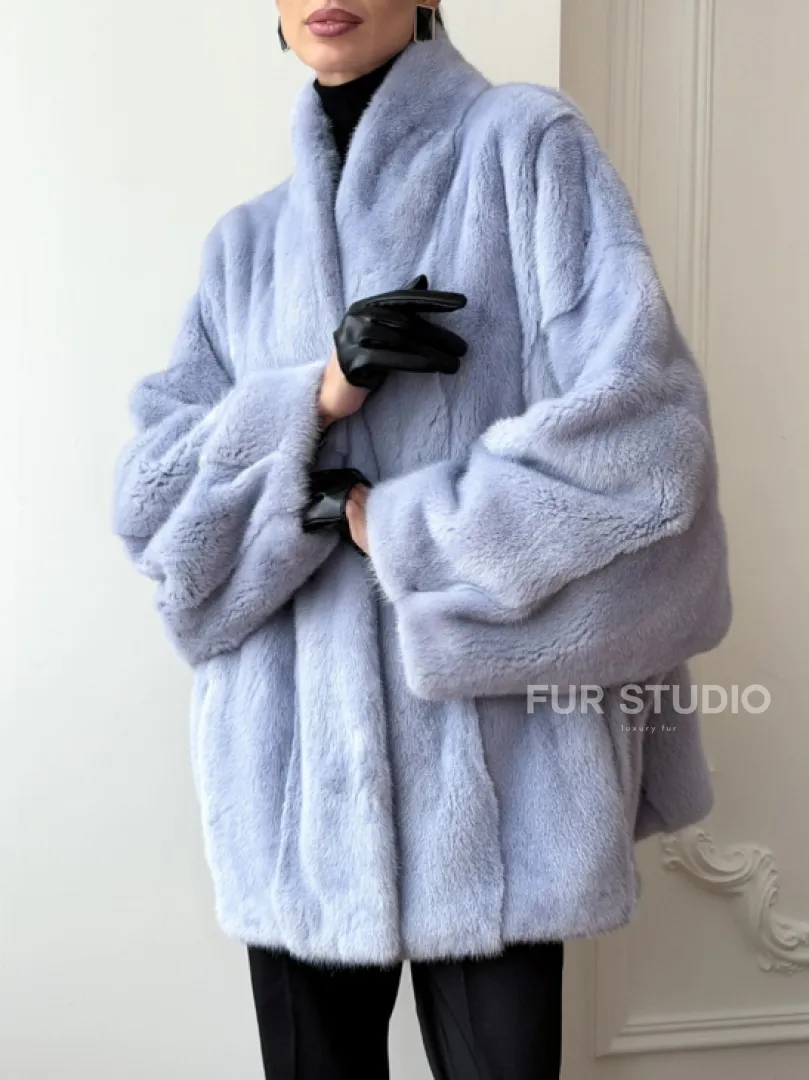 Голубой норковый полушубок - летучая мышь