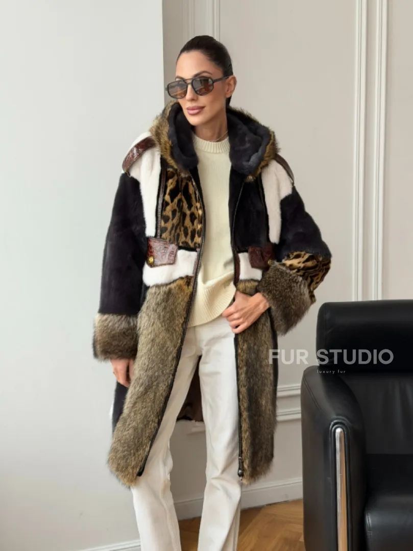 Комбинированная норковая шуба с капюшоном