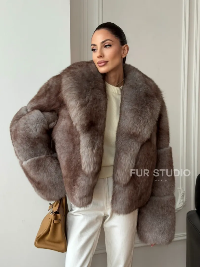 Короткая шуба из финского песца