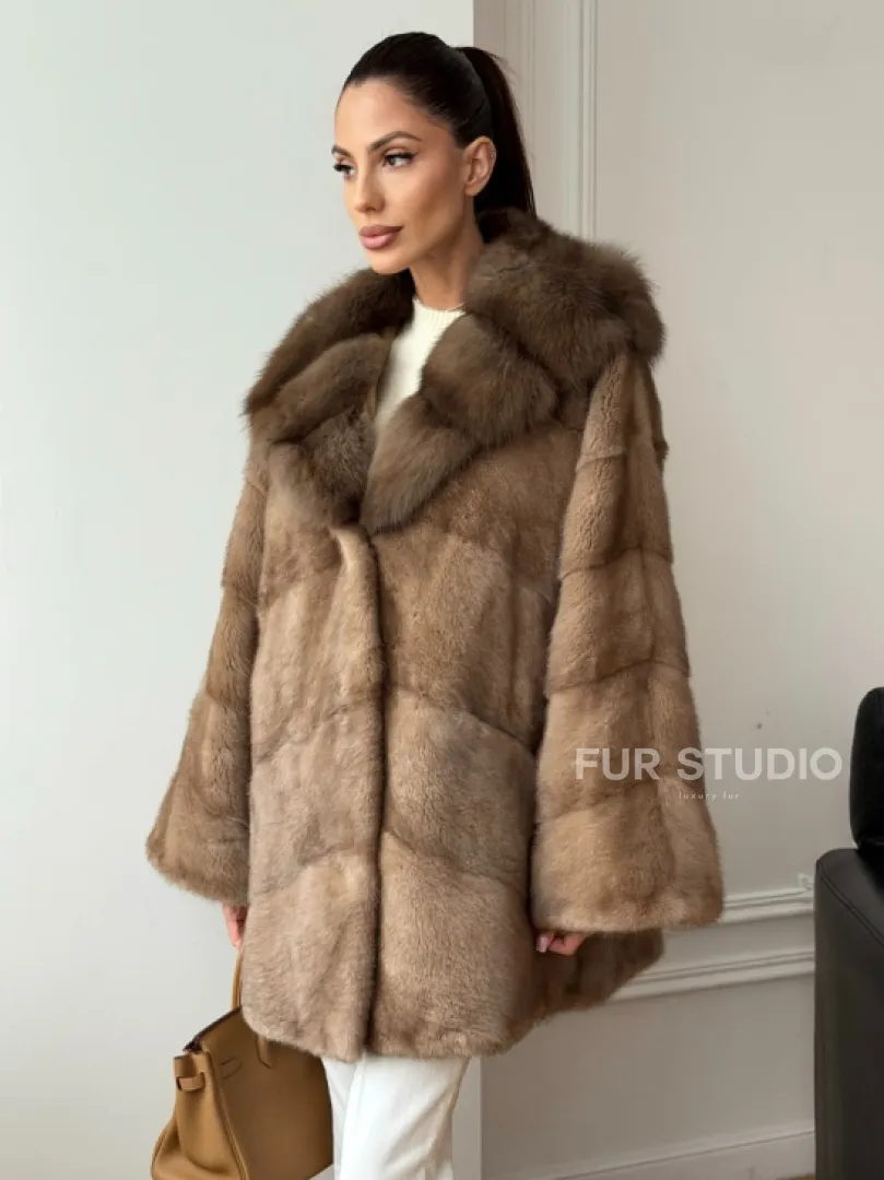 Шуба норковая с капюшоном куница