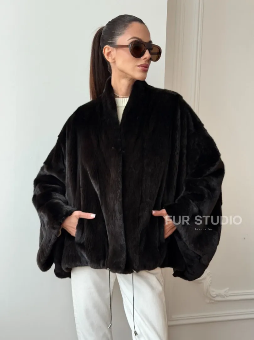 Короткая норковая шуба - пончо