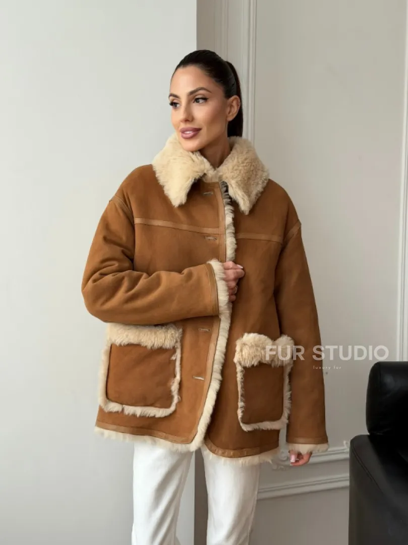 Двухсторонняя женская замшевая дубленка