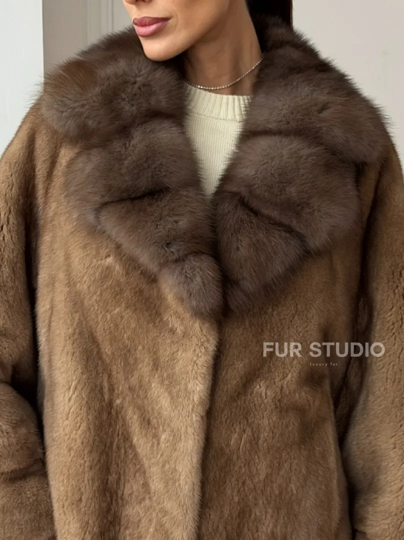 Норковый полушубок с воротником куницы 70 см