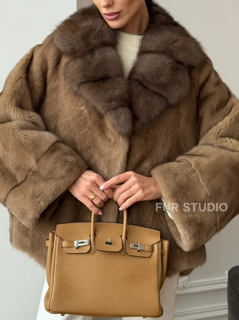 Норковый полушубок с воротником куницы 70 см