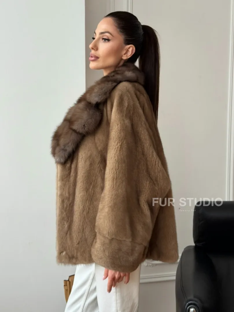 Норковый полушубок с воротником куницы 70 см