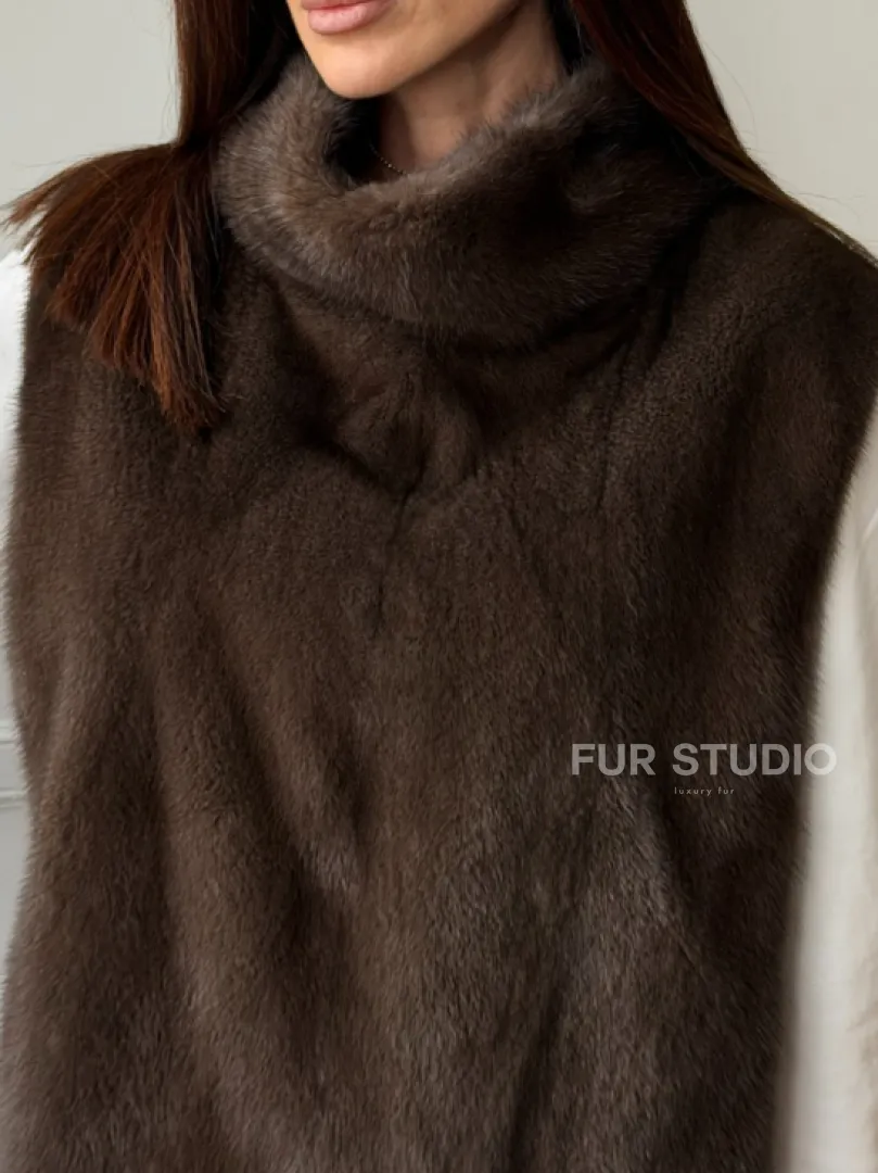 Норковая манишка коричневого цвета
