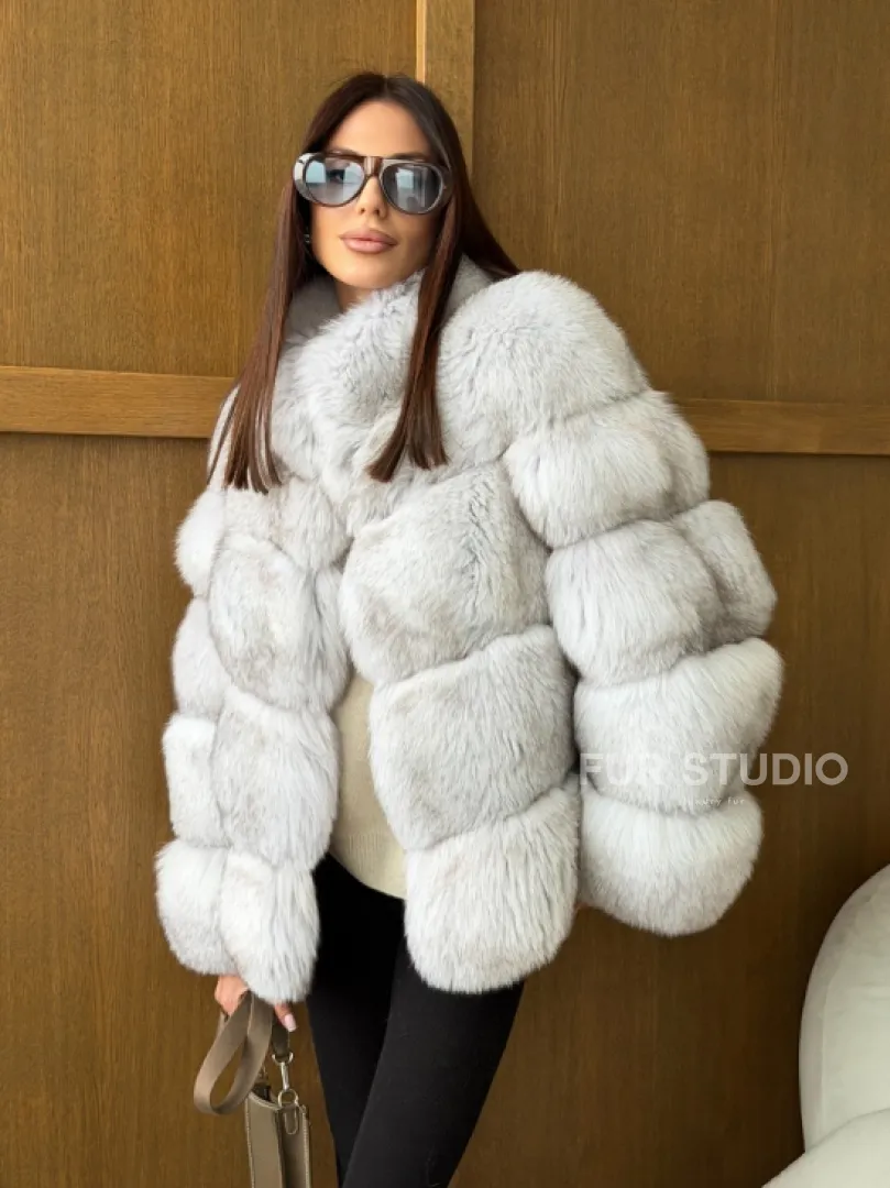 Шуба из натурального песца - стойка воротник