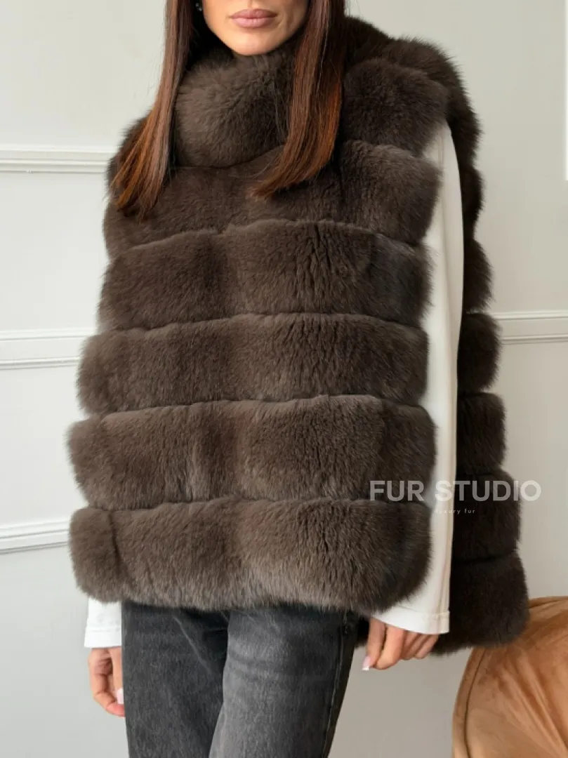 Меховая манишка под соболь из песца