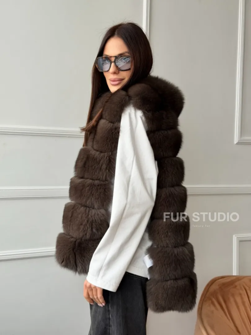 Меховая манишка под соболь из песца