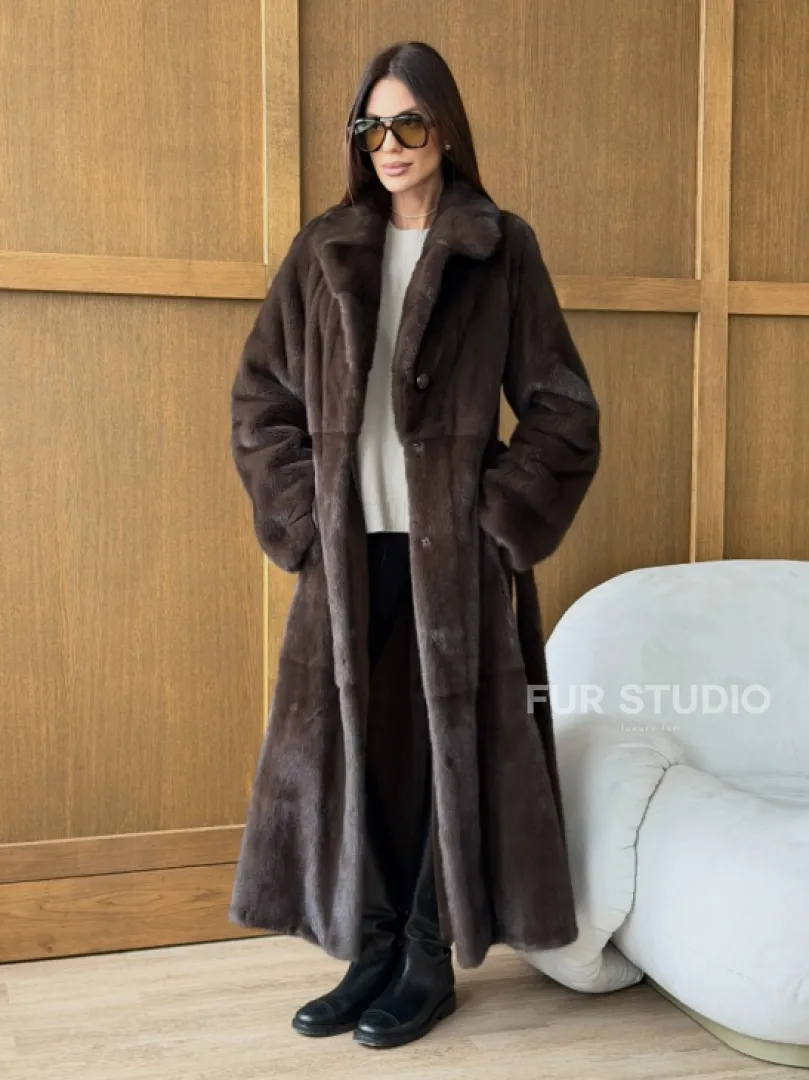 Норковая шуба - прямой крой с меховым поясом