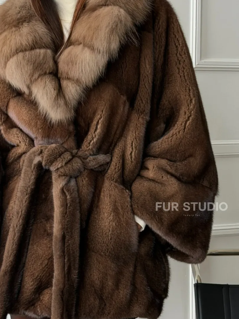 Полушубок автоледи норковый - воротник куница