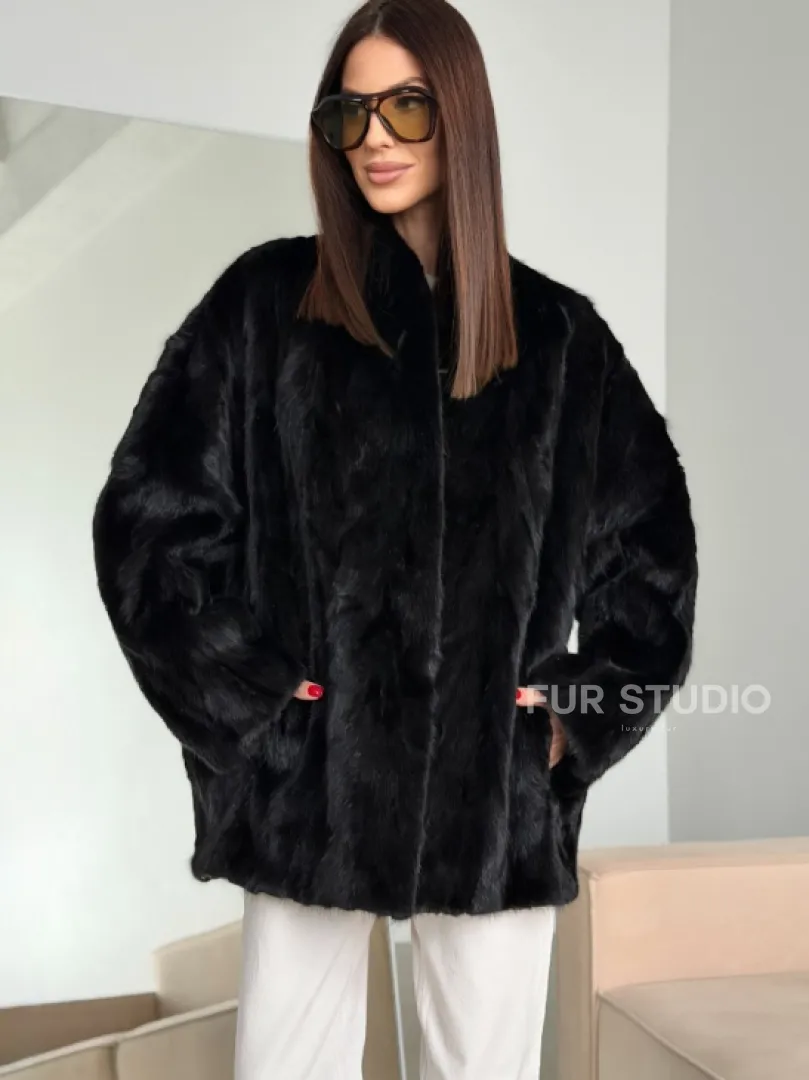 Шуба норковая из кусочков в стиле оверсайз