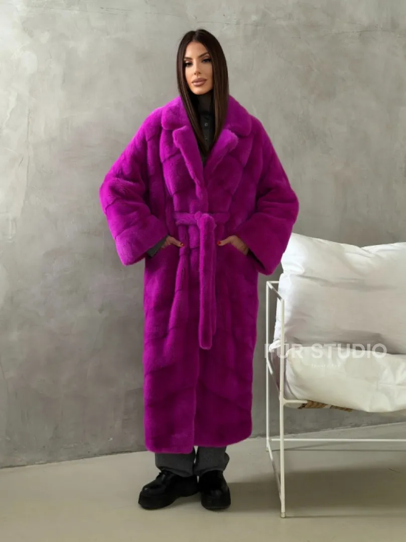Длинная норковая шуба - цвет фуксия