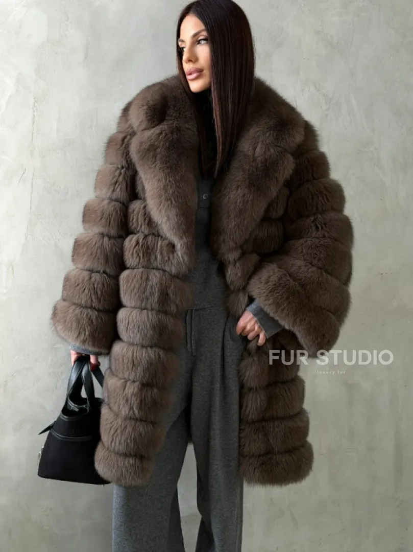 Шуба из песца под соболь - английский воротник