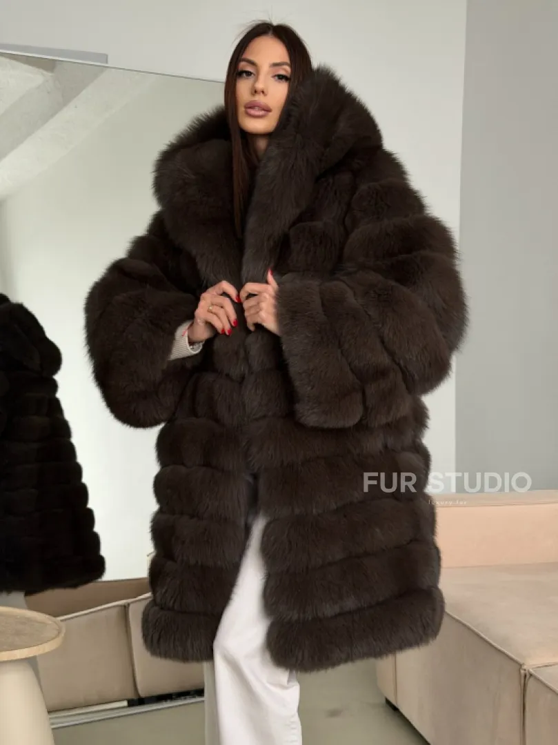 Шуба из песца с капюшоном