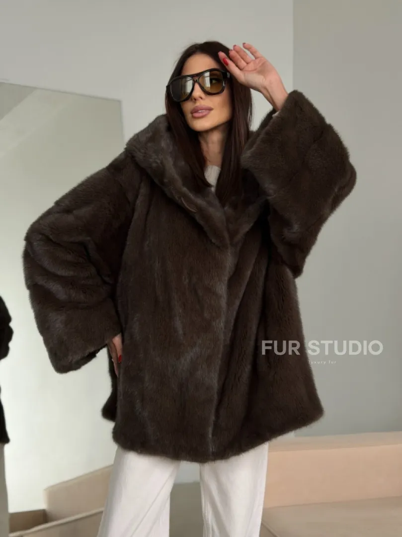 Зимняя норковая шуба с капюшоном