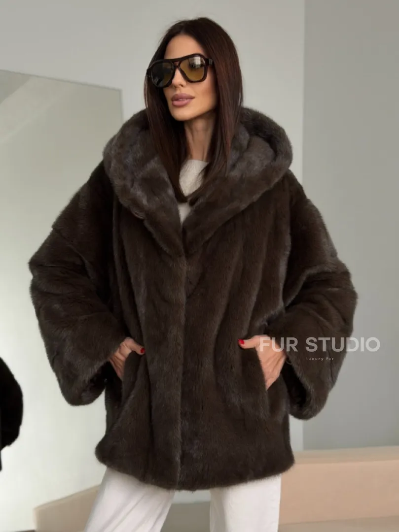 Зимняя норковая шуба с капюшоном