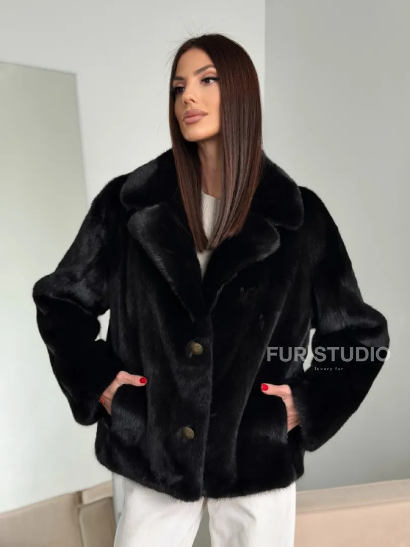 Черная короткая норковая шуба - автоледи
