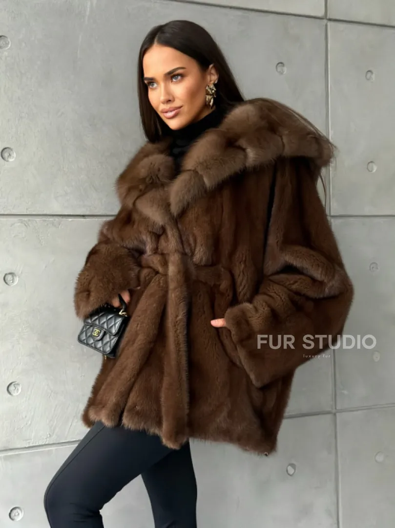 Полушубок норковый летучая мышь - капюшон куница