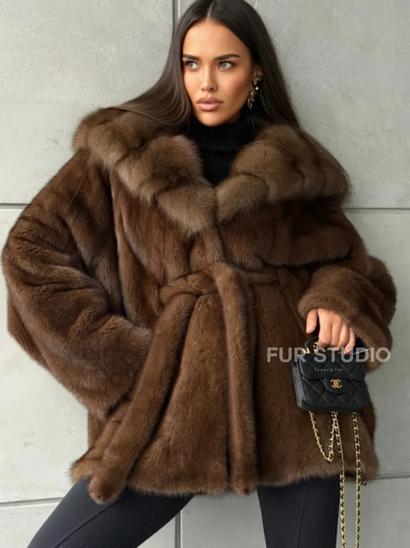 Полушубок норковый летучая мышь - капюшон куница