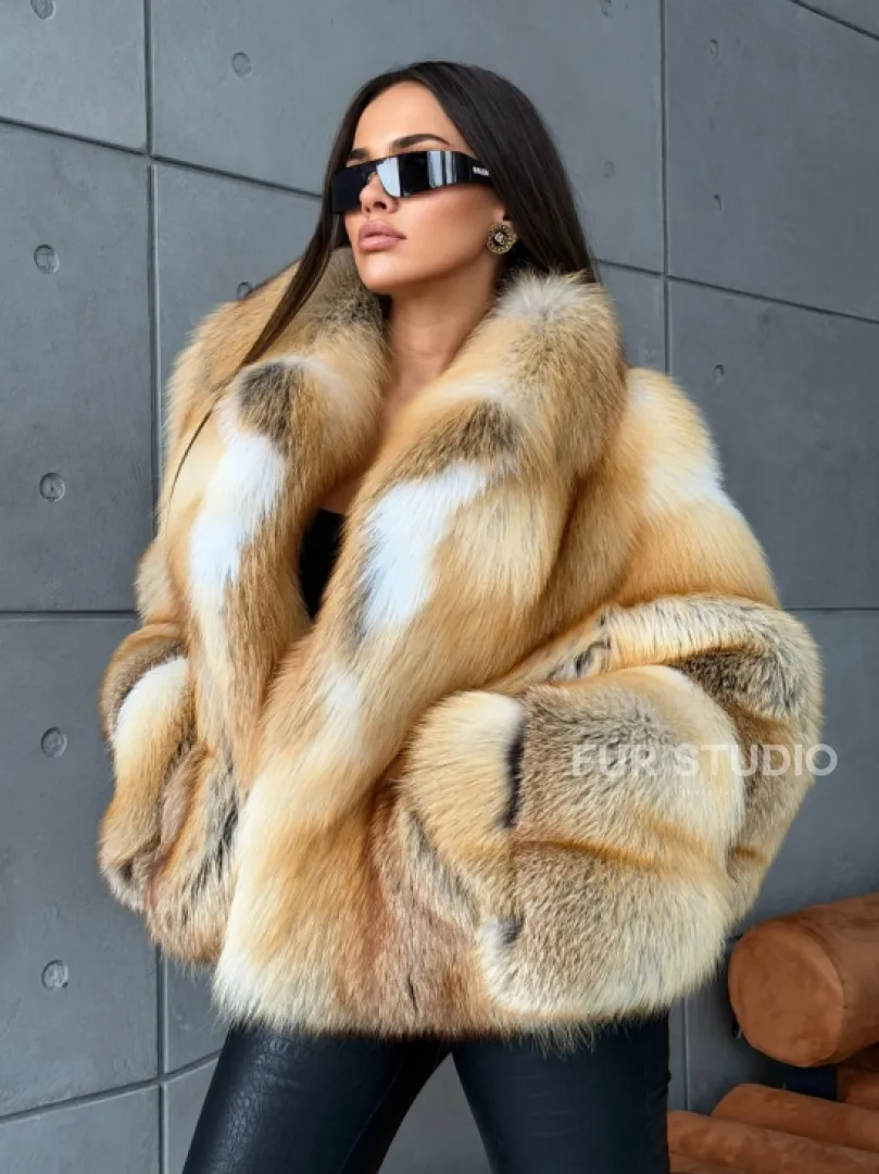 Короткая шуба из золотой альпийской лисы