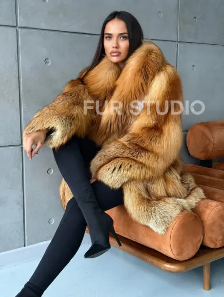 Шуба из натурального меха лисы - фото 10
