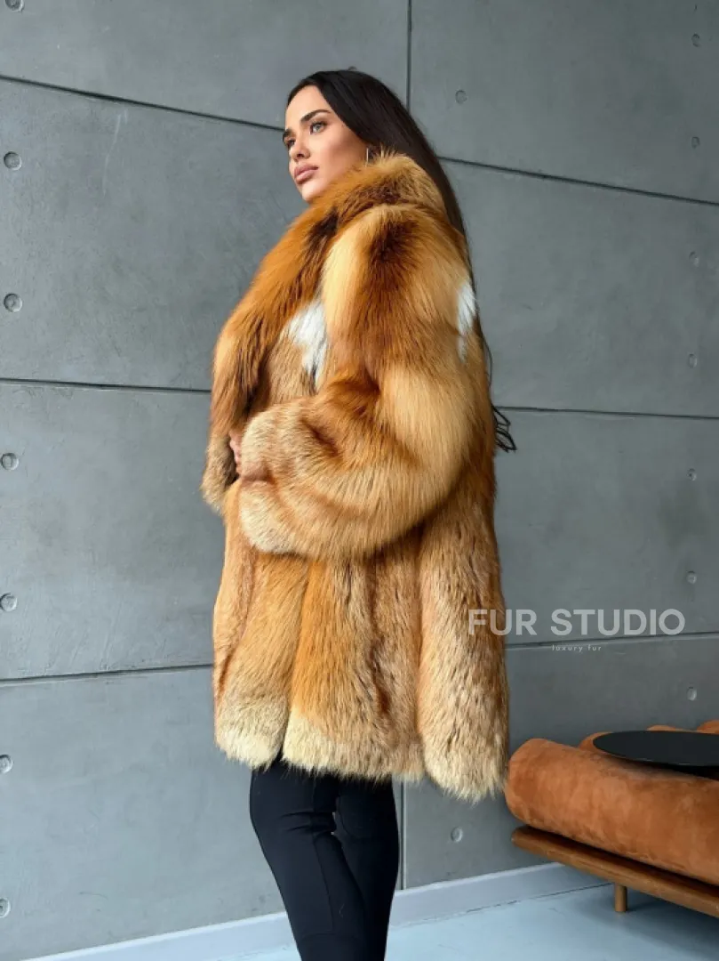 Шуба из натурального меха лисы