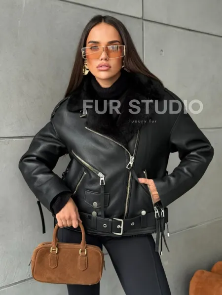 Черная короткая дубленка авиатор - фото 0